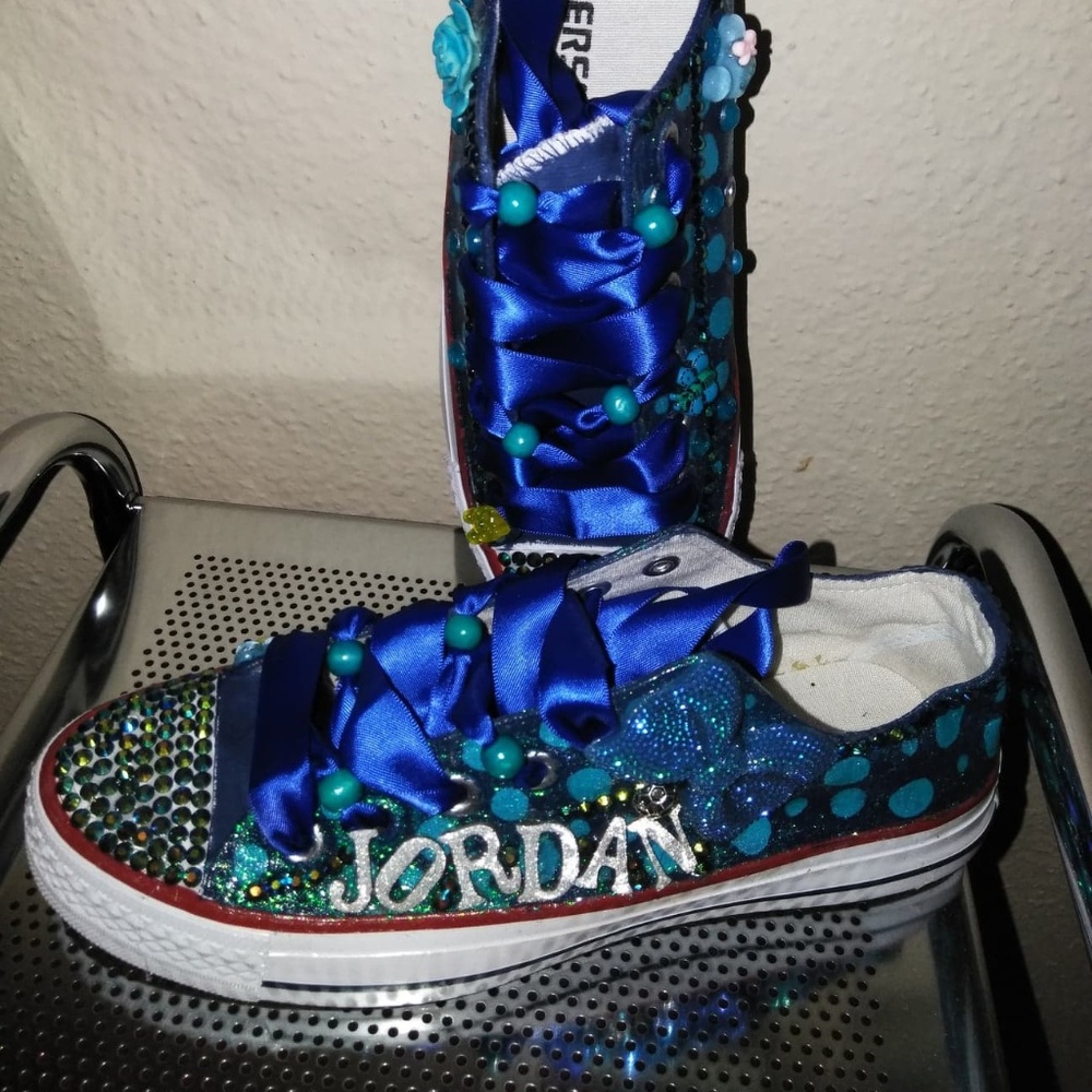 CUSTOMIZED CONVERSE BY FANCYZEE FEET